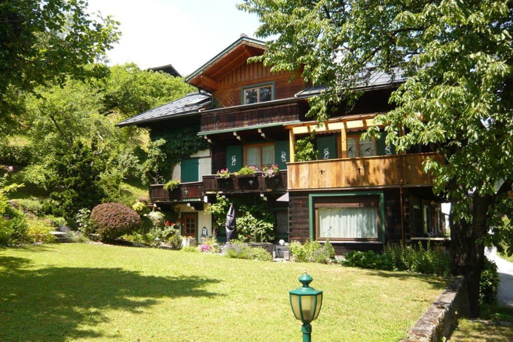 Haus Weidmannsheil - Wohnen Im Romantischen Forsthaus Werfen Esterno foto