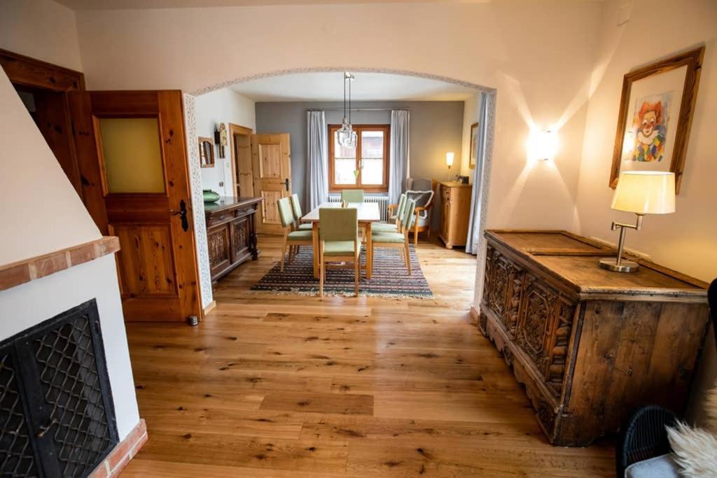 Haus Weidmannsheil - Wohnen Im Romantischen Forsthaus Werfen Esterno foto