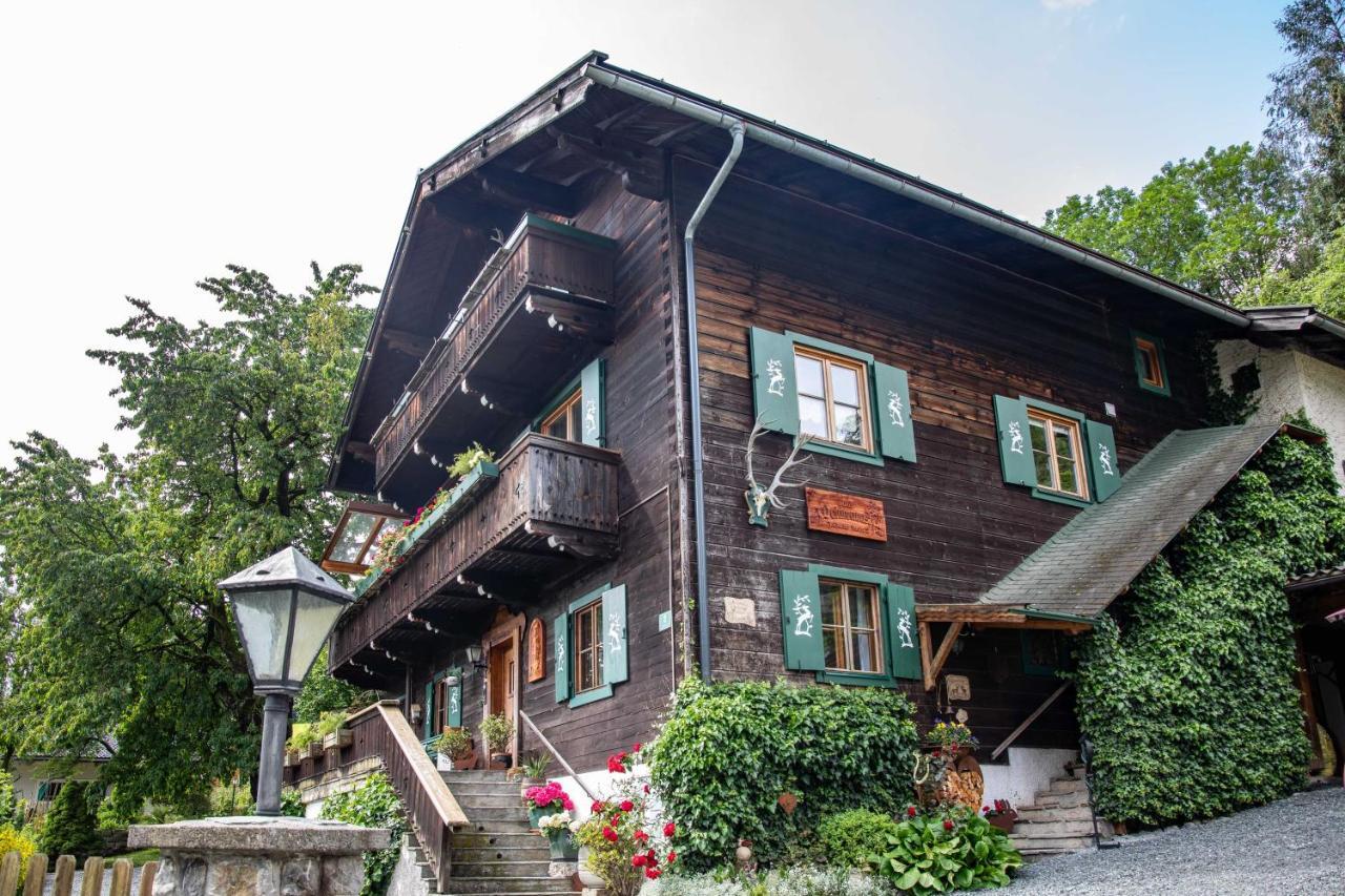 Haus Weidmannsheil - Wohnen Im Romantischen Forsthaus Werfen Esterno foto
