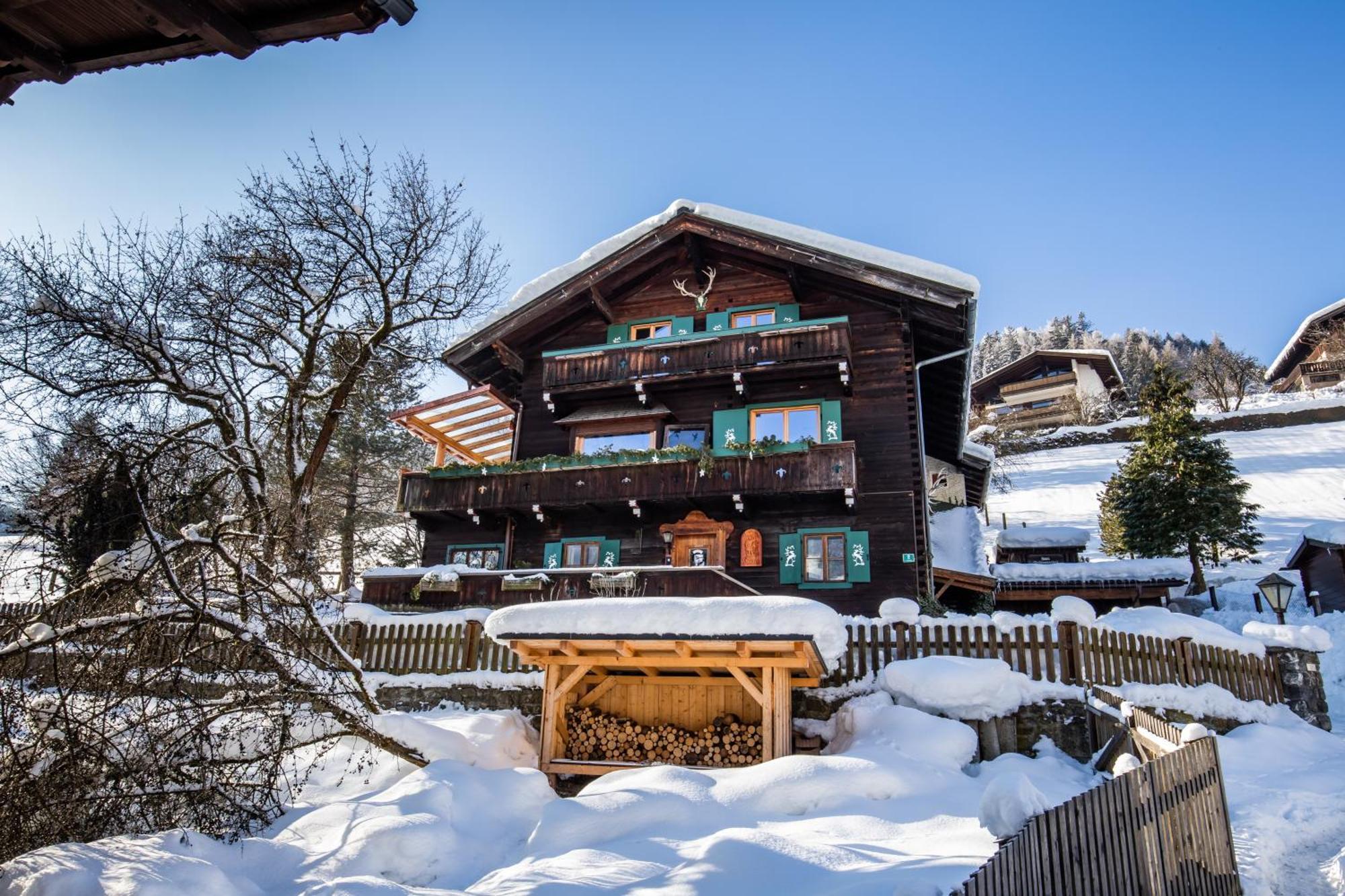 Haus Weidmannsheil - Wohnen Im Romantischen Forsthaus Werfen Esterno foto